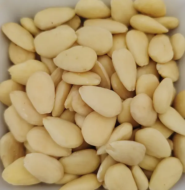 Almendra Cruda Sin Piel